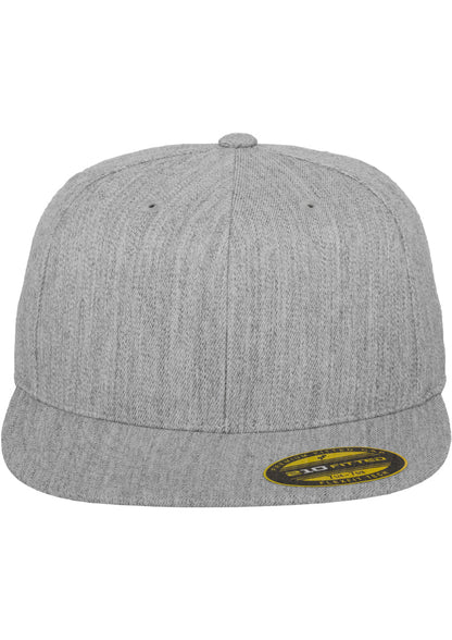 FLEXFIT 210® PREMIUM FITTED CAP