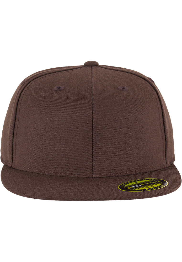 FLEXFIT 210® PREMIUM FITTED CAP